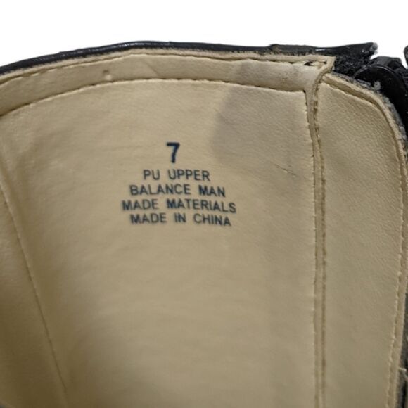 BANANA REPUBLIC Patent Faux Leather Colorblock Boots 7 - Picture 7 of 11